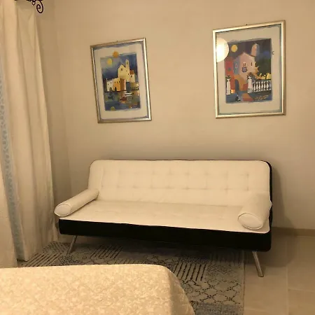 Kalemoruhouse Holiday home